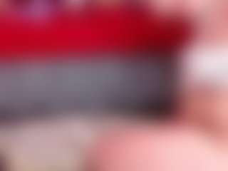 LunaBloom2's Live Sex Cam Show
