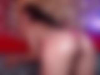LunaBloom2's Live Sex Cam Show