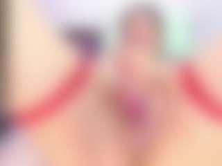 Live cam show with lunna-lust - Athletic on Soda Cam