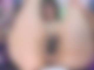 Live cam show with lunna-lust - Dildo Or Vibrator on CamClone