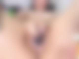 Live cam show with lunna-lust - Skinny on Camsoda