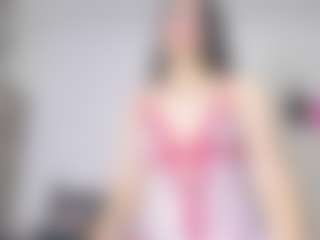 Live cam show with lunna-lust - Latina on CamwithHer