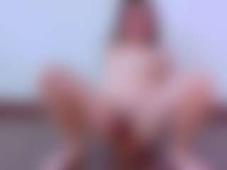 MyApril's Live Sex Cam Show