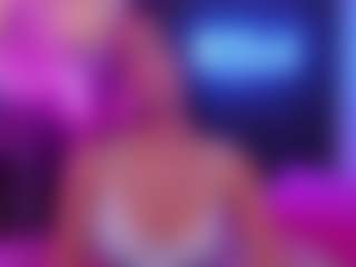 Live cam show with Teen Star - Facial Piercings on googirlz