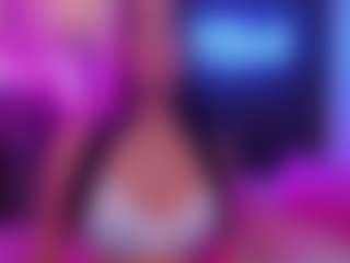 Live cam show with Teen Star - Colombian on Camming Site