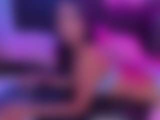 Live cam show with Teen Star - Camel Toe on Camsoda