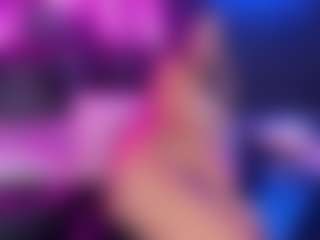 Live cam show with Teen Star - Thin on Strip Flash - Live Sex Shows