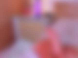 Live cam show with Danna - Oil on CamwithHer