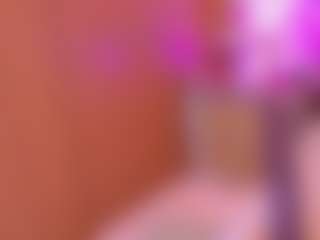 Live cam show with Danna - Dildo Or Vibrator on SinfulBabes