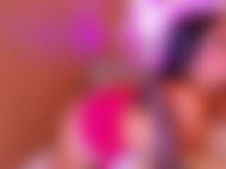 Live cam show with Danna - Striptease on CamSodaAdn