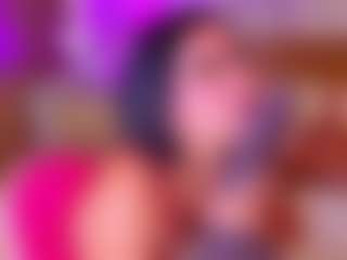 Live cam show with Danna - Spank Big Tits on sexylive.show