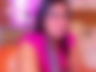 Live cam show with Danna - Shaved Pussy on Latina Girls