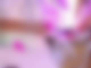 Live cam show with Danna - Fingering on Hubzter Live