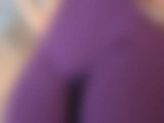 Live cam show with dannavelvet - Tattoos on Streamer API
