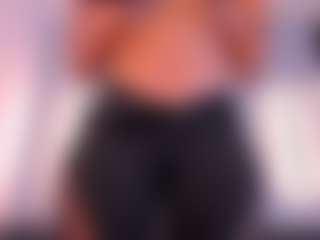 Live cam show with dannavelvet - Cute on StripNow