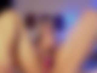 Live cam show with MarianCristal - Bald on SinfulBabes