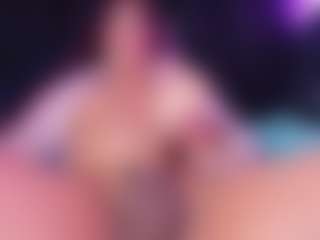 Live cam show with MarianCristal - Muscular on xxxlivecams.org
