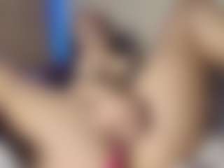 Live cam show with maddyluxe - Deepthroat on crypto-cams