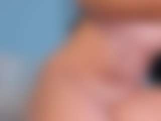 Live cam show with maddyluxe - Blowjob on Camsoda