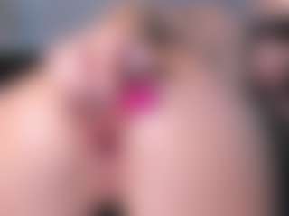 Live cam show with maddyluxe - Full Nudity on Camsoda