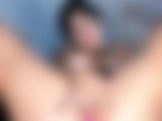 Live cam show with maddyluxe - Deepthroat on Milfs Live