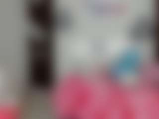 Live cam show with Sophiejoy - Cute on Fling VIP Chat