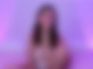 Live cam show with Sophiejoy - Skinny on Milfs Live