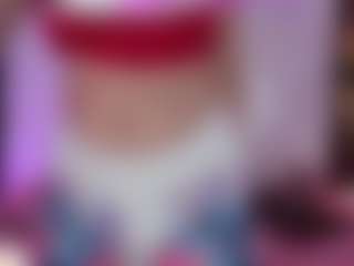Live cam show with Sophiejoy - Athletic Brown Eyes on 1on1-livenow