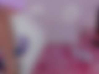 Live cam show with Sophiejoy - Amateur on SmokeAndPoke