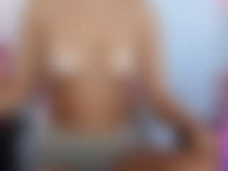 sweetnsassydee's Live Sex Cam Show