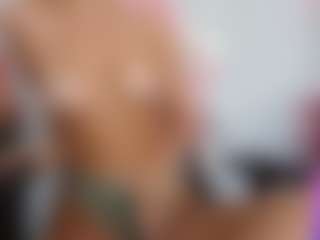 sweetnsassydee's Live Sex Cam Show