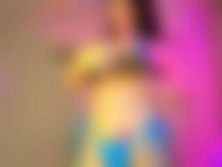 Live cam show with Aytana - Camel Toe on AdultVida.com