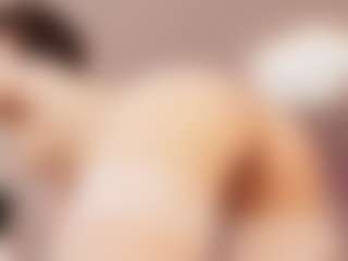 Live cam show with Eva-sonik - Double Penetration on hrnylive.com
