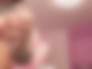 Live cam show with Eva-sonik - Mature on AdultVida.com