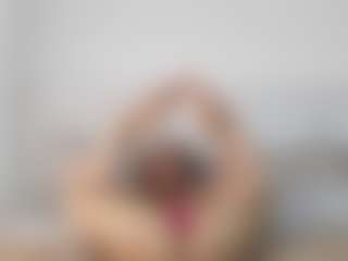 Gymbunnie's Live Sex Cam Show