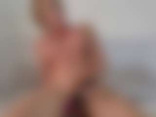 Gymbunnie's Live Sex Cam Show