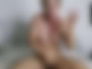 Gymbunnie's Live Sex Cam Show