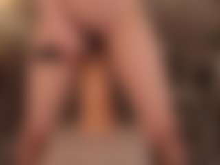 Live cam show with Annie - Ride Torso on Pornisteam.com