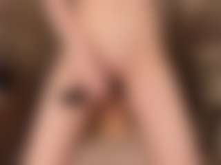 Live cam show with Annie - Ride Torso on AdultVida.com