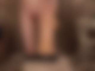 Live cam show with Annie - Blonde Hair on Big Tits