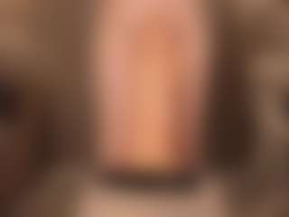 Live cam show with Annie - Petite on Camsoda