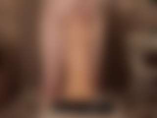 Live cam show with Annie - Big Tits Small Tits on Camsoda