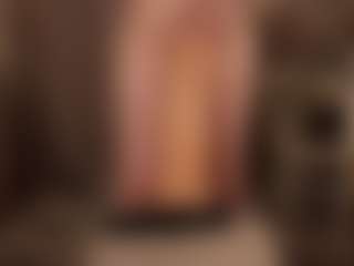 Live cam show with Annie - Blonde Hair Teen (18+) on Latina Girls