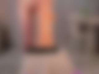 Live cam show with Annie - Flashing on Camiplay Live