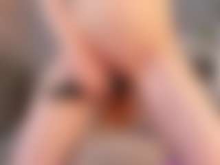 Live cam show with Annie - Flashing on CamwithHer