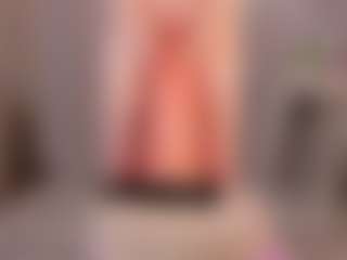 Live cam show with Annie - Blonde Hair Petite on WildCum