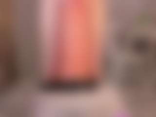 Live cam show with Annie - Skinny on CamClone