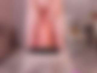 Live cam show with Annie - Flashing on Camsoda