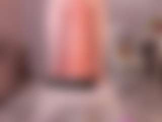 Live cam show with Annie - Blonde Hair on Camsoda