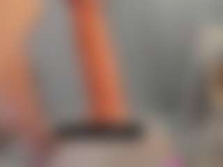 Live cam show with Annie - Blonde Hair on dasdasdadada.com